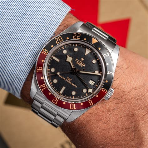 tudor black bay 58 hz.